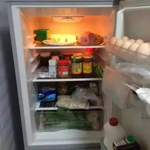 冰箱保鲜层为什么结冰